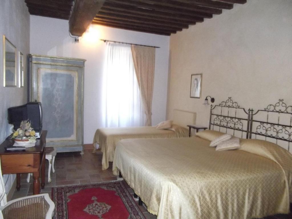 Hostal L'Arcadia Pietrasanta Habitación foto