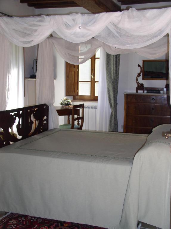 Hostal L'Arcadia Pietrasanta Habitación foto