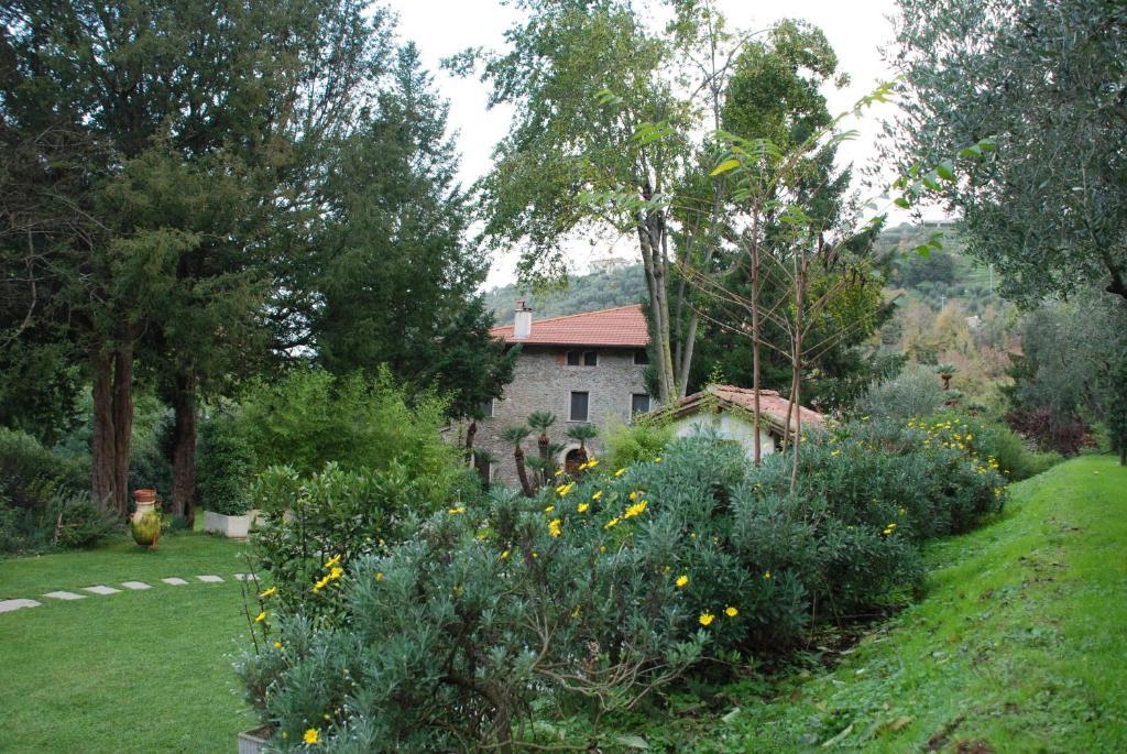 Hostal L'Arcadia Pietrasanta Exterior foto