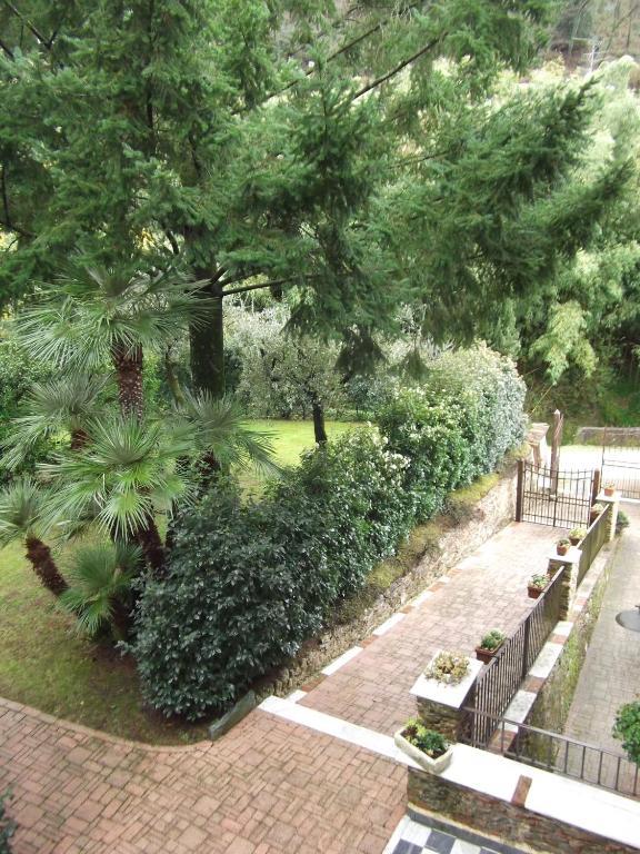 Hostal L'Arcadia Pietrasanta Exterior foto
