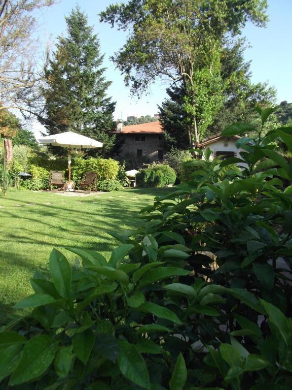 Hostal L'Arcadia Pietrasanta Exterior foto